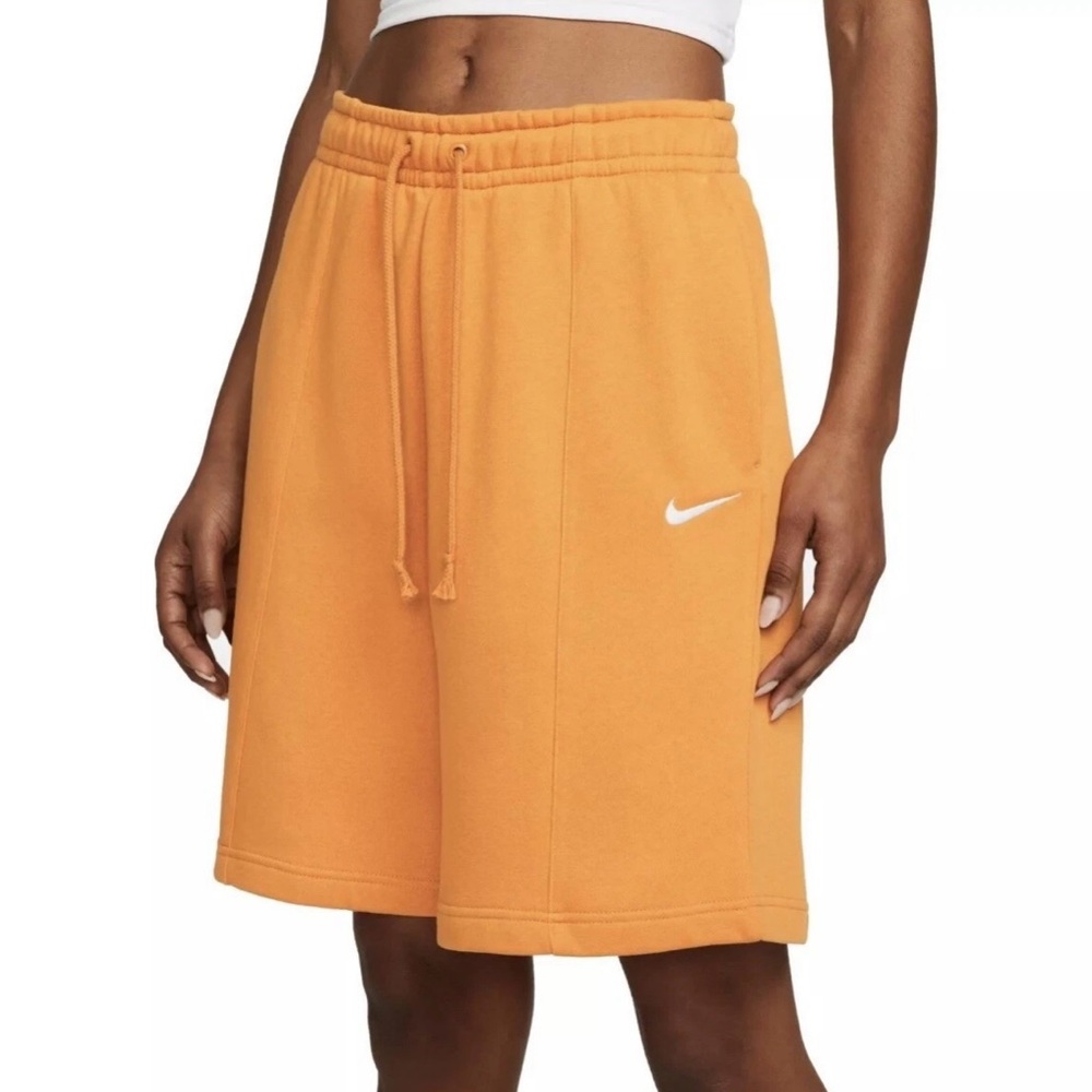 NIKE Women's Sportswear Essential High Rise Fleece Shorts DM6123-738 Size XS